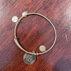 saint mary’s college bracelet
